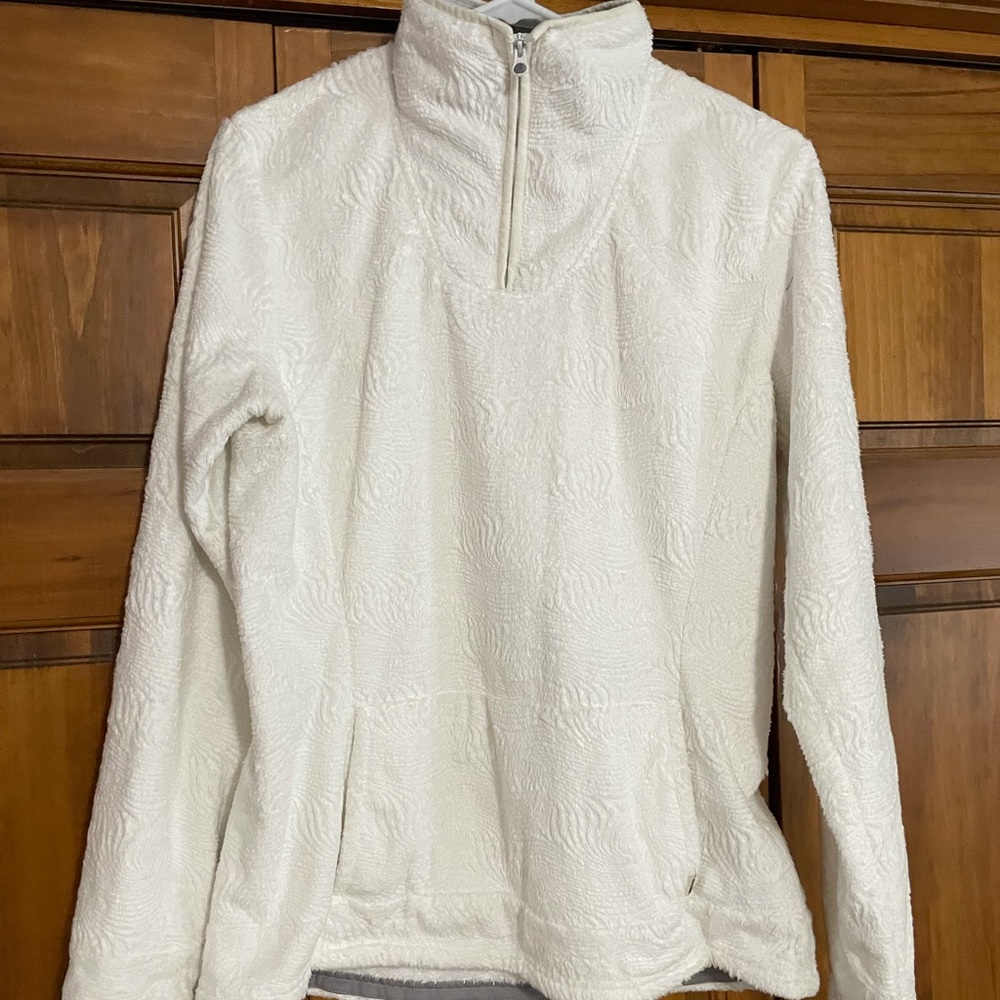 Northface women’s fleece pullover